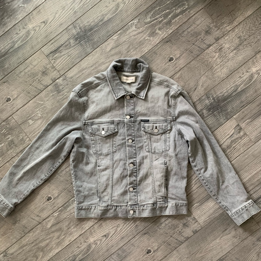 Men’s Calvin Klein Grey Denim Jean Jacket size Medium